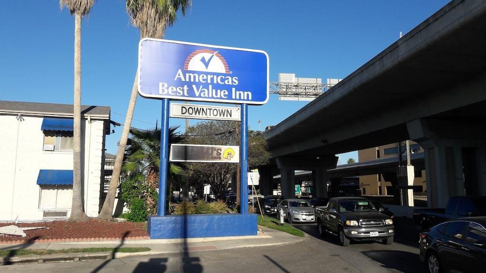 River Inn Motel San Antonio Esterno foto